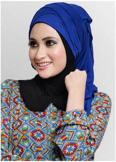 Trend Hijab Modern Wisuda