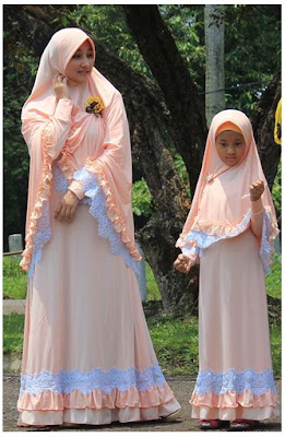Busana Muslim Model Gamis Bergo Couple