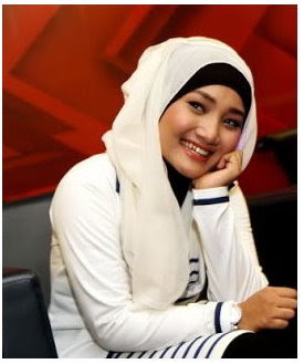 Trend Hijab Modern ala Fatin Shidqia Lubis Terbaru 2015