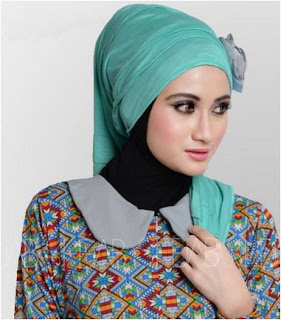 Gambar Hijab Wisuda Modern